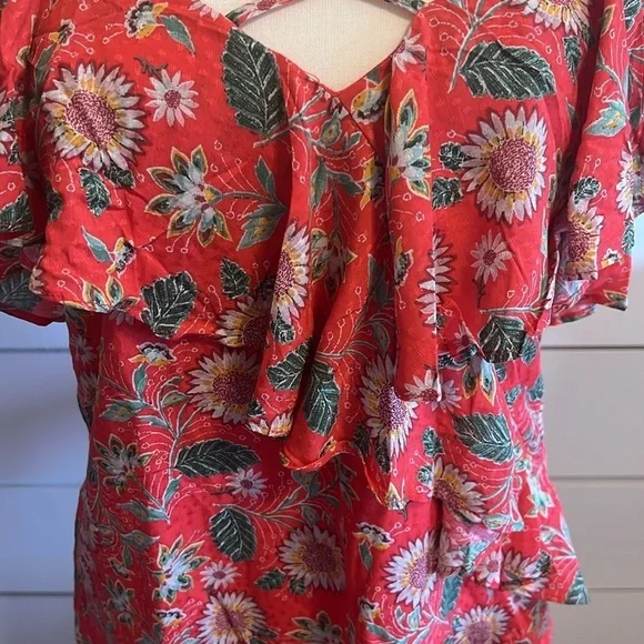 Miss Me Sunflower Cold Shoulder Top - Picture 2 of 5